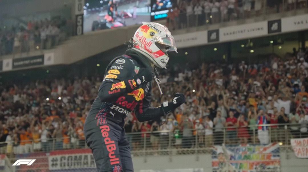 乐鱼体育官方登录网站-关于社交媒体互动：车迷投票选出最喜欢的赛季瞬间的信息